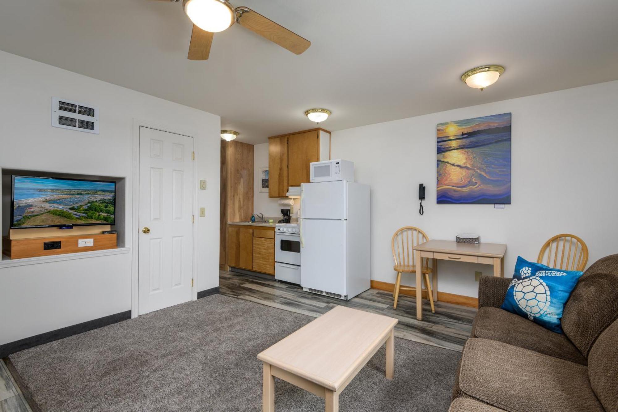 Ocean Suites Motel Brookings Buitenkant foto