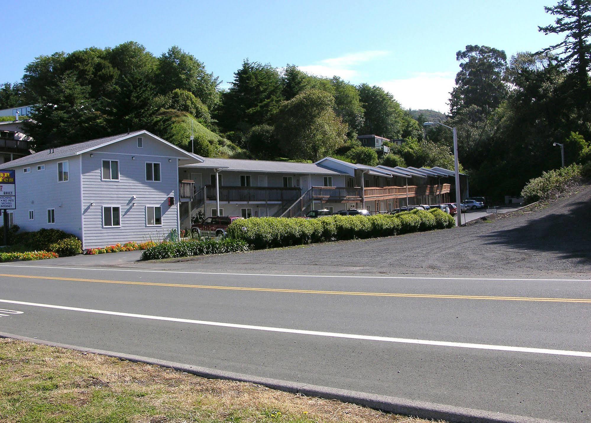 Ocean Suites Motel Brookings Buitenkant foto